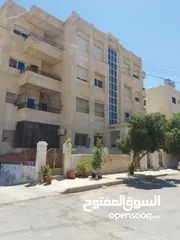  6 شقة 138م طابق ثالث بإطلالة رائعة قرب دفاع مدني البيادر للبيع من المالك