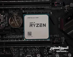  1 CPU Ryzen R5 2600 معالج
