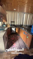  2 شقق للبيع بيت للبيع