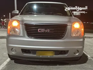  2 GMC يوكن 2011