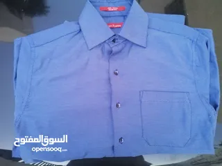  3 قميص اجاني من بريطانيا غير ملبوس نوعه john players مقاس M او 40 قطن 100% بسعر مغري ، الموقع عمان