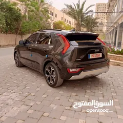  9 كيا نيرو 2023