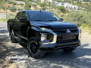  3 ميتسوبيشي L200 سبورتيرو 2023 تحت الكفالة