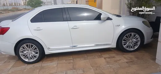  2 suzuki kizashi