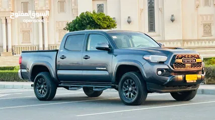  1 Toyota Tacoma SR5 2022 83k kilo