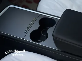  22 تيسلا 2022 ستاندرد بلص داخلي ابيض بحاله الوكاله