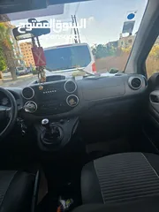  7 citroen berlingo سيارة مرتبة و نظيفة