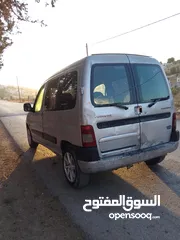  3 بيجو بارتنر 2008