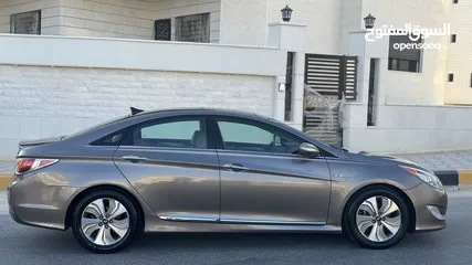  10 هيونداي سوناتا 2013 وارد وكاله 52000KM فقط