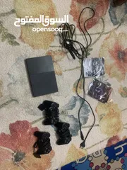  1 بلايستيشن 2 حاله ممتازه جدا مع كل ملحقاتها بسعر 20 غير قابل للتفاوض مع 3 أيادي و 2 سيدي