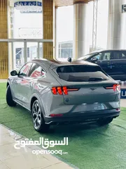  17 فورد موستنج 2022 عداد زيرو كهرباء 500 كيلو لون رمادي اسود ازرق