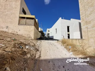  5 أرض سكنية مميزة للبيع في طبربور على شارعين – 250م2 قابلة للتفاوض