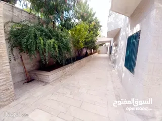  15 شقة شبه ارضية في منطقة الدوار الرابع ( Property ID : 30244 )