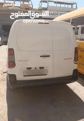  10 بيجو بارتنر 2014 بحالة ممتازة