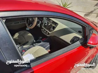  4 قابل للبدل