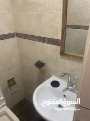  3 غرفتين نوم مفروشة للايجار قرب مستشفى خالد