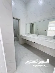  8 توين فلة في الخوض السابعة Twin villa in  Al Khoudh Seven area