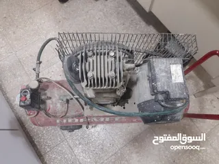  1 كمبريسه هواء نوع ايطالي50 لتر