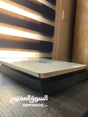  1 Play station Sony4 (slim)
