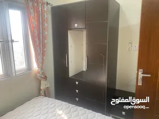  4 بيع اثاث منزل بالكامل مستعمل يشبه الجديد خشب ممتاز