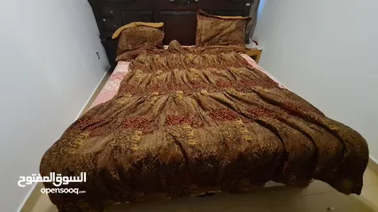  1 بطانية سرير
