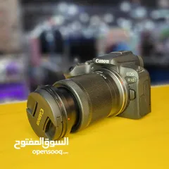  1 كاميرا كانون Canon R10