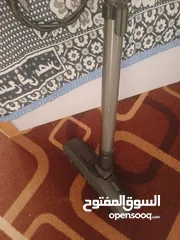  4 مكنسه كهربائيه جديده برميل 2400w  بسعر مغري وقابله للتجريب والمعاينه قبل الشراء