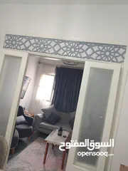  3 شقة للبيع في سبورتنج تالت نمره من البحر في اكتر الاماكن حيويه في الاسكندريه