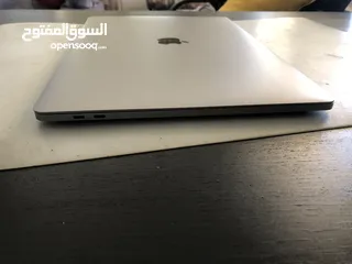  4 MacBook Pro 2019  core i9 32GB Ram  2TB memory