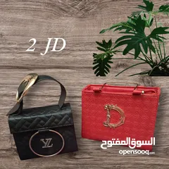  1 شنط نسائية مستعمل خفيف استيراد دبي