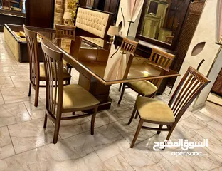  4 طاولة سفره كلاسيك  فااخره و فخمه جداً  خشب زان بلوط  مشغوله بإتقان و دقه عاليه مستعمل بحال الوكاله