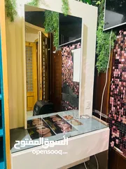  2 تواليتات صالون عدد 2 للبيع
