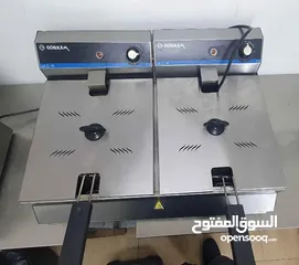  8 عده مطعم نظيفه استخدام قليل