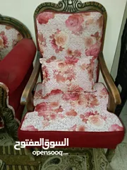  2 طقم كنب بحاله جيده 9مقاعد