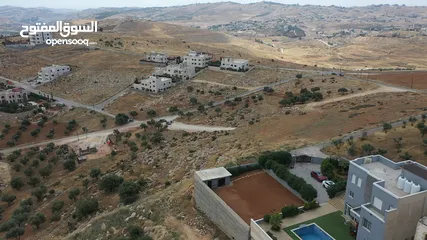  12 أرض سكنية 750 م للبيع في ام رمانه - 900 م عن شارع الأردن