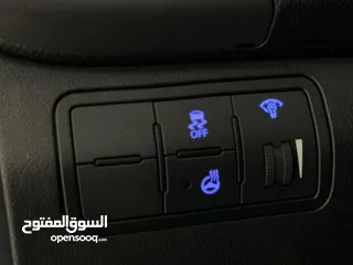  3 اكسنت 2019 اعلى فئة كاملة الاضافات ترخيص 2018 (الرجاء قراءة الوصف)