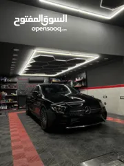  1 Mercedes benz E200 AMG بحالة الوكالة