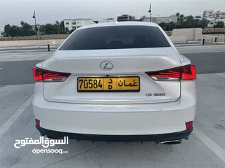  4 Lexus IS 300 2018 لكزس اي اس نظيفة جداً
