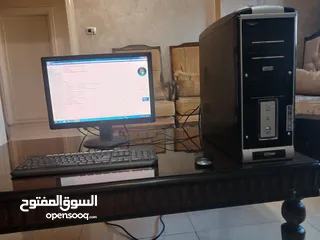  7 كمبيوترات للبيع
