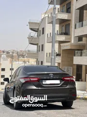  3 تويوتا كامري 2018 فل اعلى صنف فحص كامل ولا ملاحظه ممشى قليل بحالة الشركه