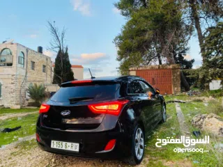  4 هونداي i30  فل فل اضافات بضاعة نخب نخب النخب بالكراتين الله يبارك لصاحب النصيب