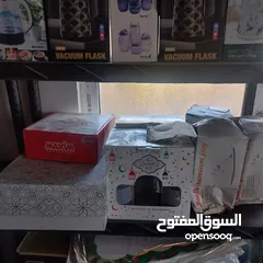  10 لقطة لقطه لقطه  بضاعه محل نثريات واكسسوارت وادوات منزليه والعاب للبيع المستعجل