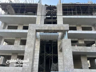  3 شقه للبيع مع حديقه في المصيون