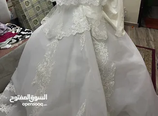  4 فستان عرس للبيع سعر مقري