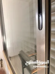  3 شباك المنيوم للبيع  شبه جديد نوعه عطا رباح تم التركيب وتم الاستبدال لان الون لم يكن مطابق مع الاخرا