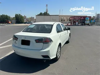  5 Mitsubishi Lancer 2015