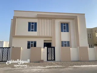  1 منزل للبيع في بركاء/ حي عاصم
