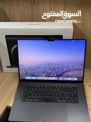  1 MacBook Pro 2023/ M3 Pro-Chip/ 36 RAM/ 512