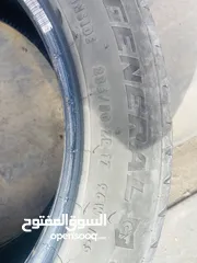  2 فردتين كوشوك  بحالة جيدة 235/50/17