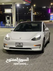  1 Tesla model 3 2022 standard plus